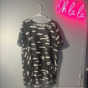 Stylish Black and White Women's Blouse